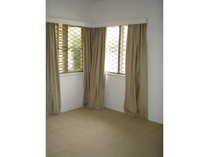 384 Brisbane Corso, Yeronga QLD 4104