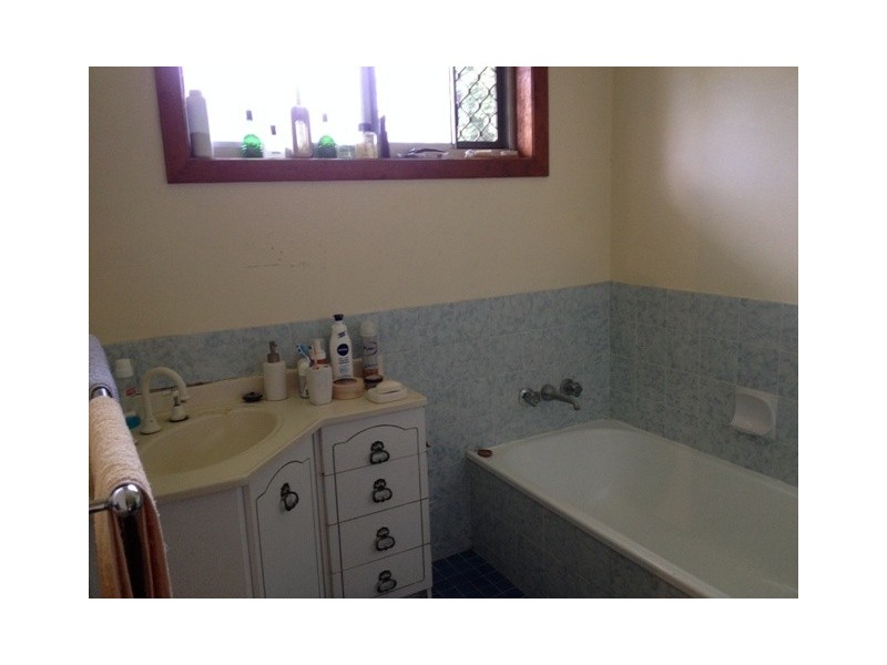 23 Marwood St, Belmont QLD 4153