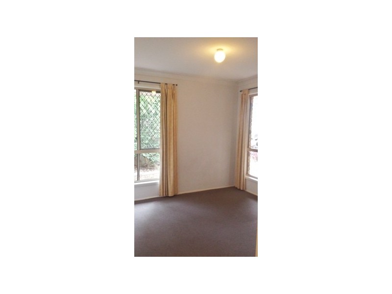 16 Mitchell Place, Belmont QLD 4153