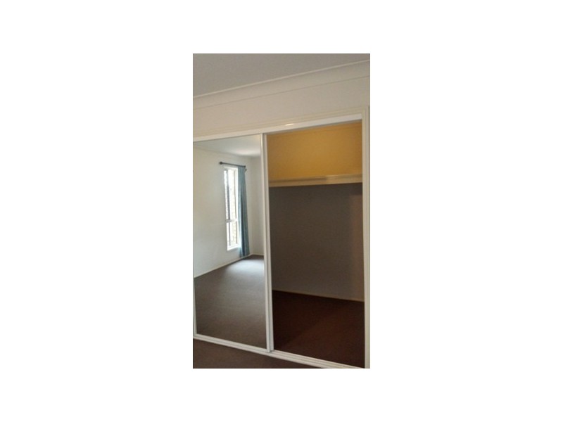 16 Mitchell Place, Belmont QLD 4153