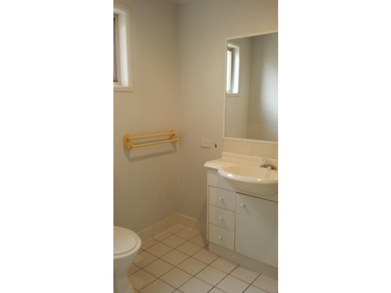 16 Mitchell Place, Belmont QLD 4153