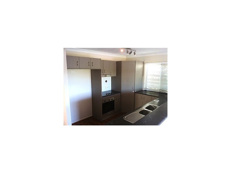 2/69 Wickham Street, Morningside QLD 4170