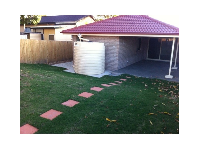 16 Bovey Street, Coopers Plains QLD 4108