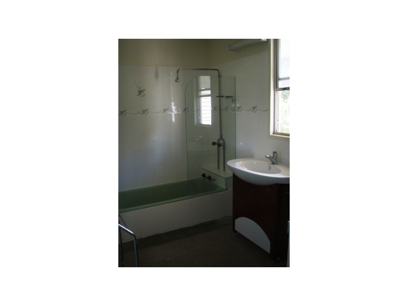 91 Junction Road, Morningside QLD 4170