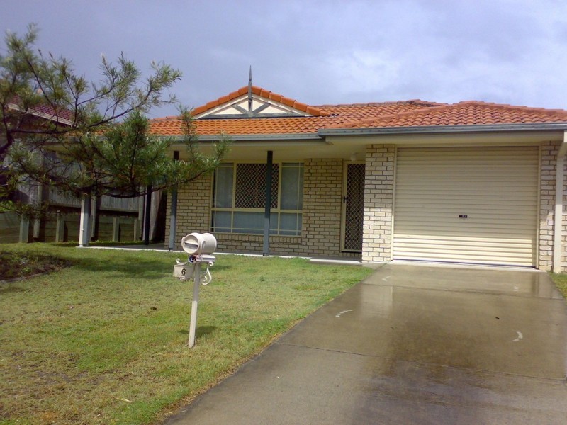 6 Magdalene Street, Wynnum West QLD 4178