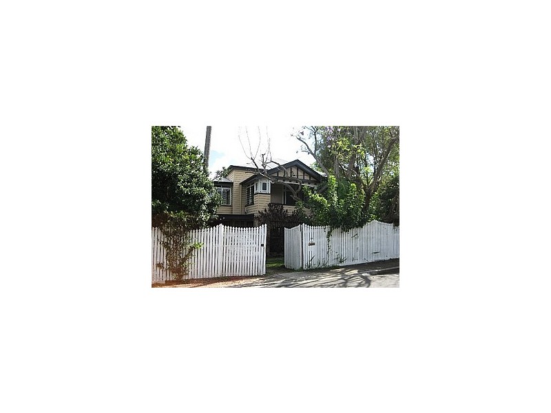 30 Louis Street, Annerley QLD 4103