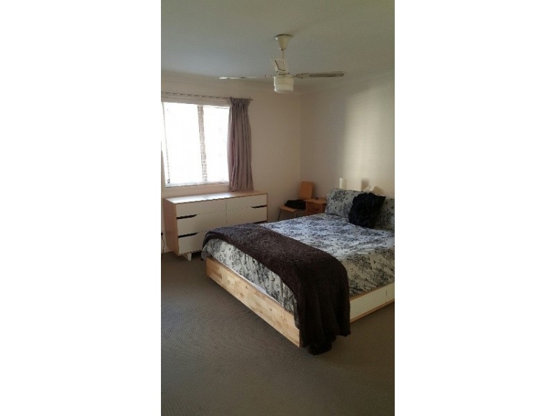 4/27 Fenton Street, Fairfield QLD 4103