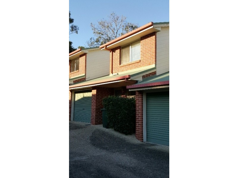 4/27 Fenton Street, Fairfield QLD 4103