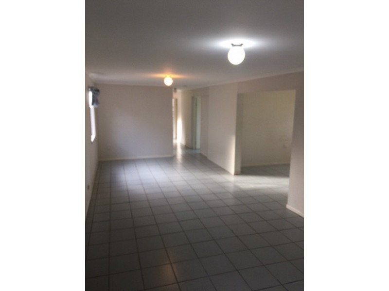 34A Tottenham Street, Woolloongabba QLD 4102