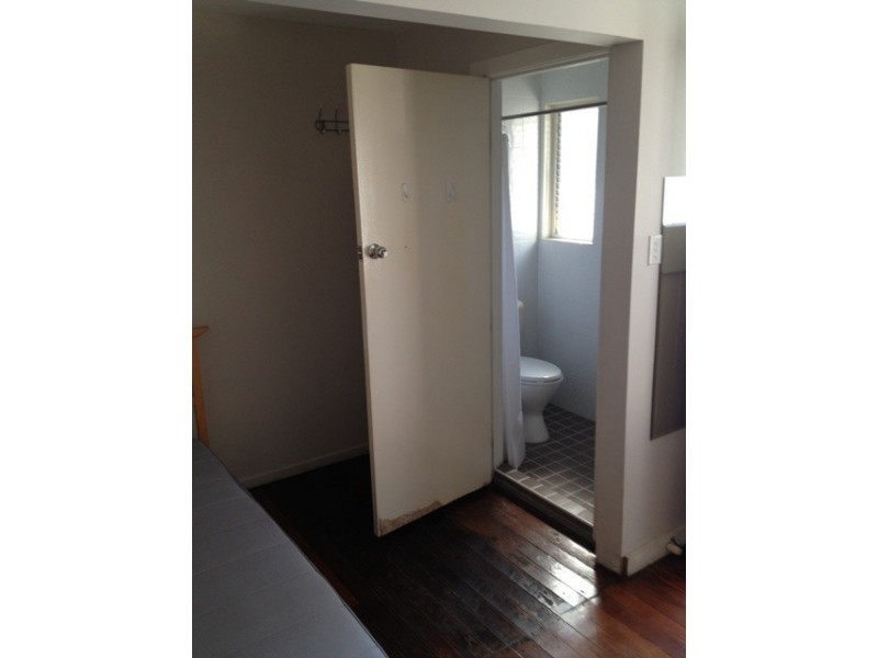 1A/202 Herston Road, Herston QLD 4006