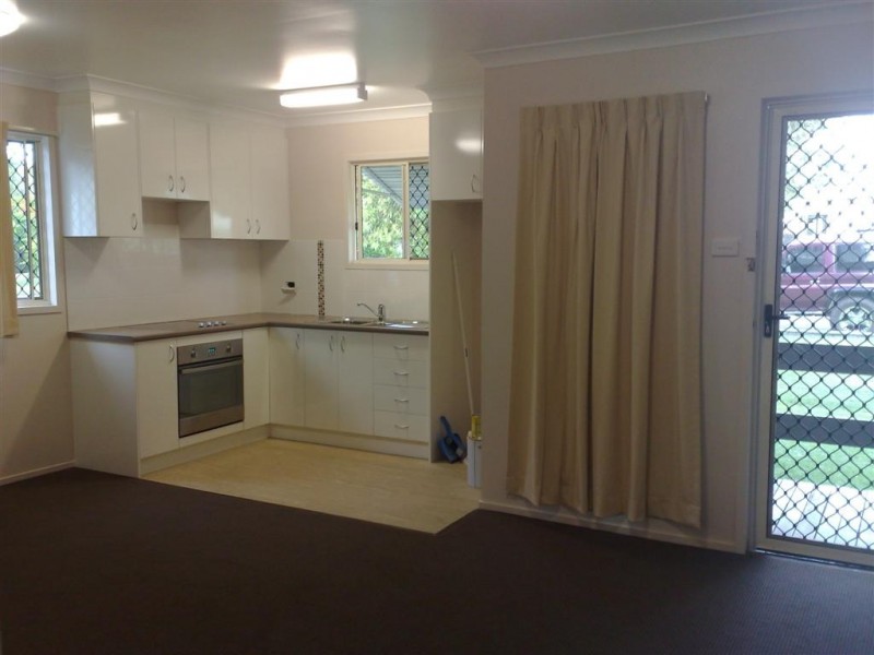 2/33 Tingalpa St, Wynnum QLD 4178