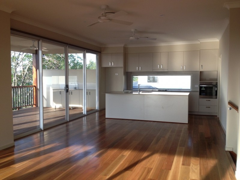 4 Caelian Street, Seven Hills QLD 4170