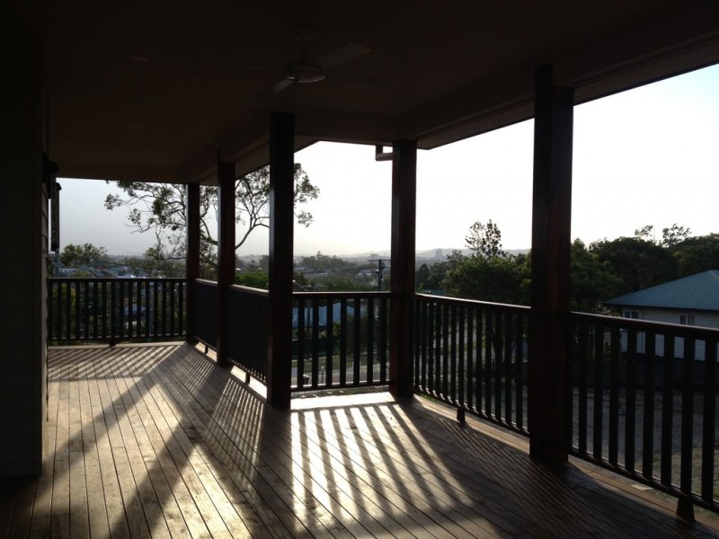 4 Caelian Street, Seven Hills QLD 4170