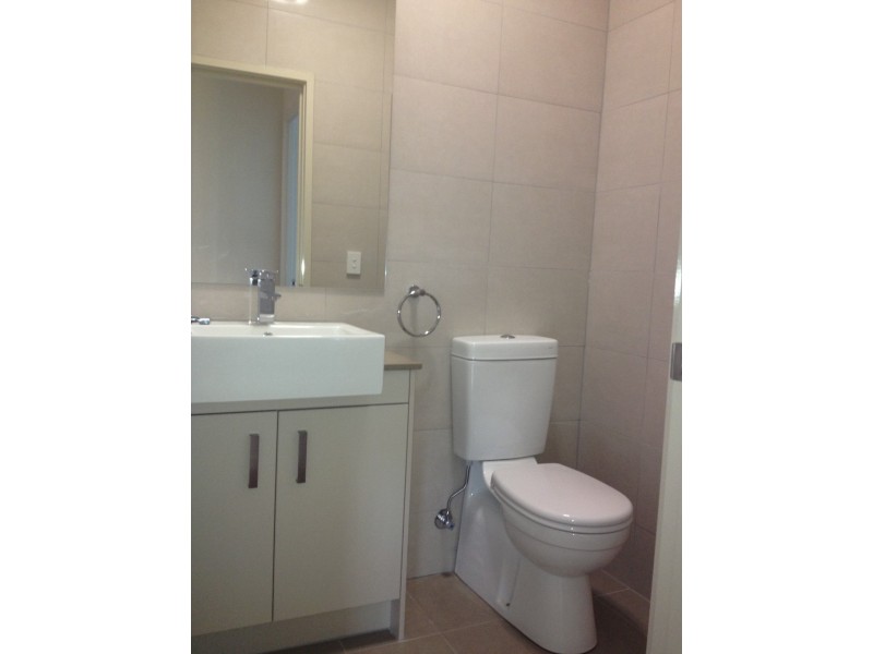 4 Caelian Street, Seven Hills QLD 4170