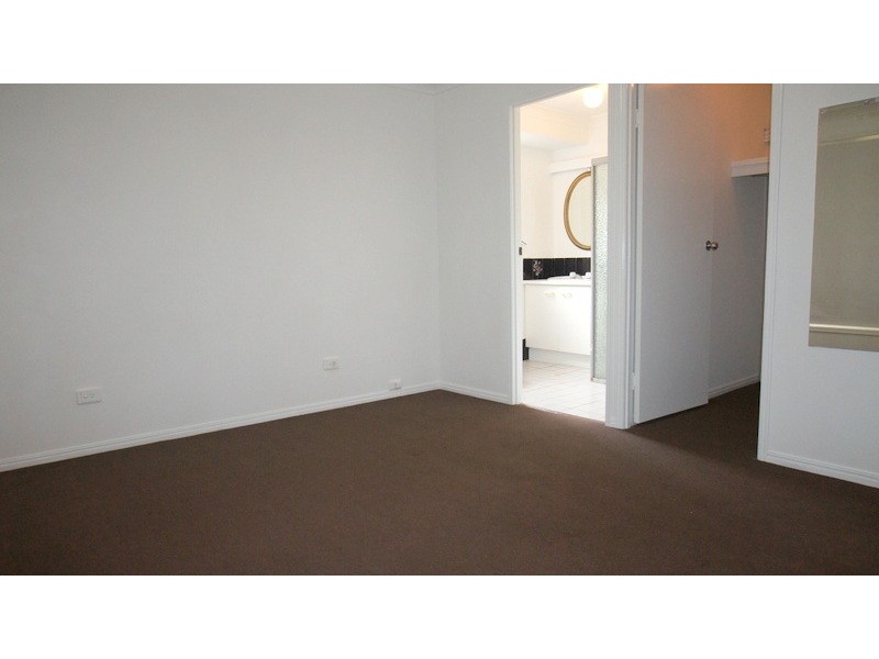 66 Junction Road, Morningside QLD 4170