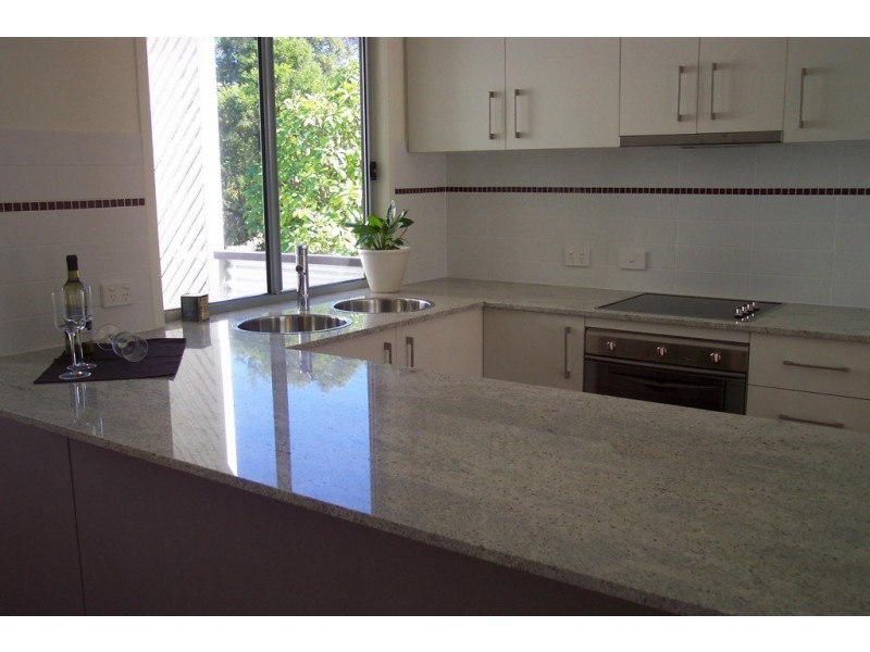 2/9 Baringa Street, Morningside QLD 4170