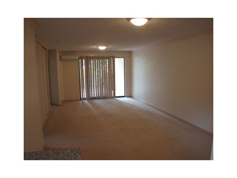 1/104 Bilyana Street, Bulimba QLD 4171