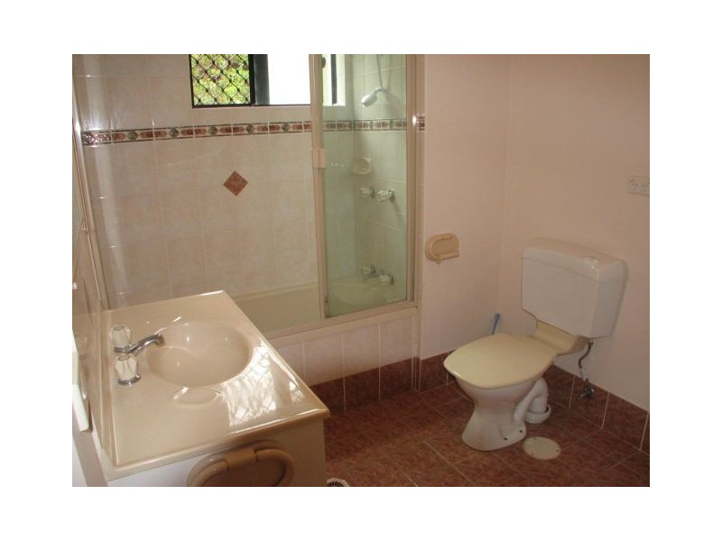 1/104 Bilyana Street, Bulimba QLD 4171