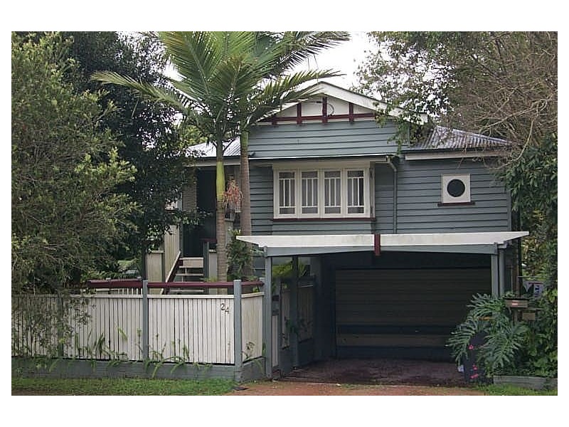 24 Lawson Street, Morningside QLD 4170