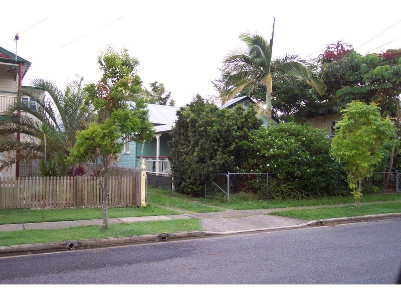 81 Lindsay Street, Hawthorne QLD 4171