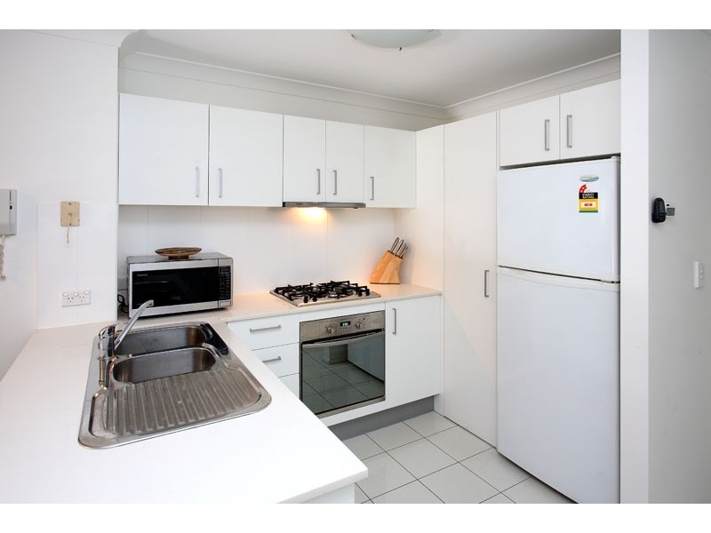 6/208 Riding Road, Balmoral QLD 4171