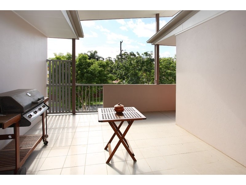 6/208 Riding Road, Balmoral QLD 4171