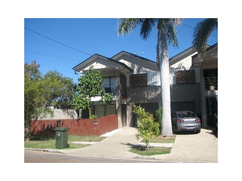 40 Barton Road, Hawthorne QLD 4171