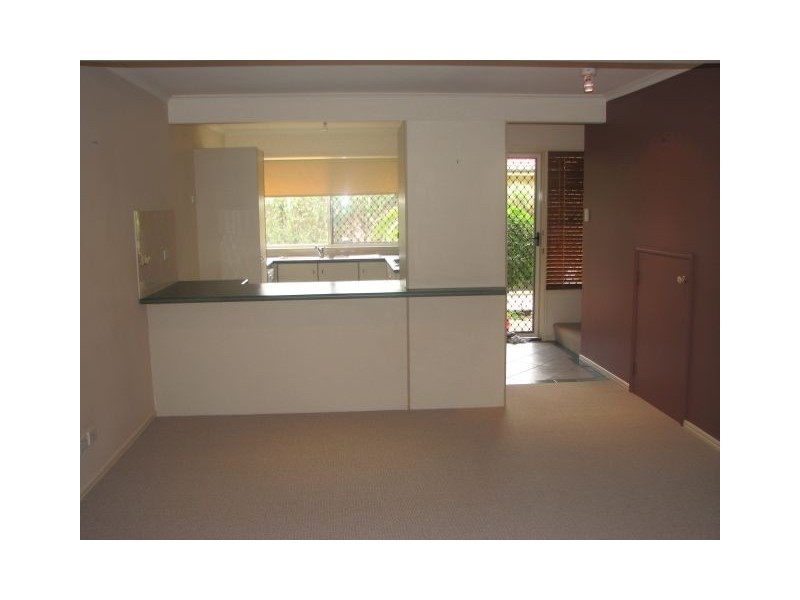 8/36 Andrew Street, Balmoral QLD 4171