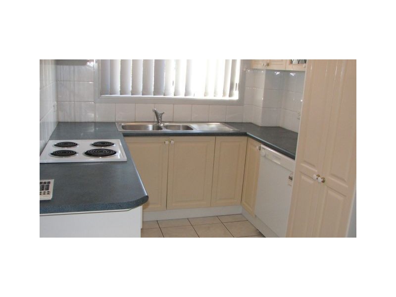 2/23-25 Dickson Street, Morningside QLD 4170