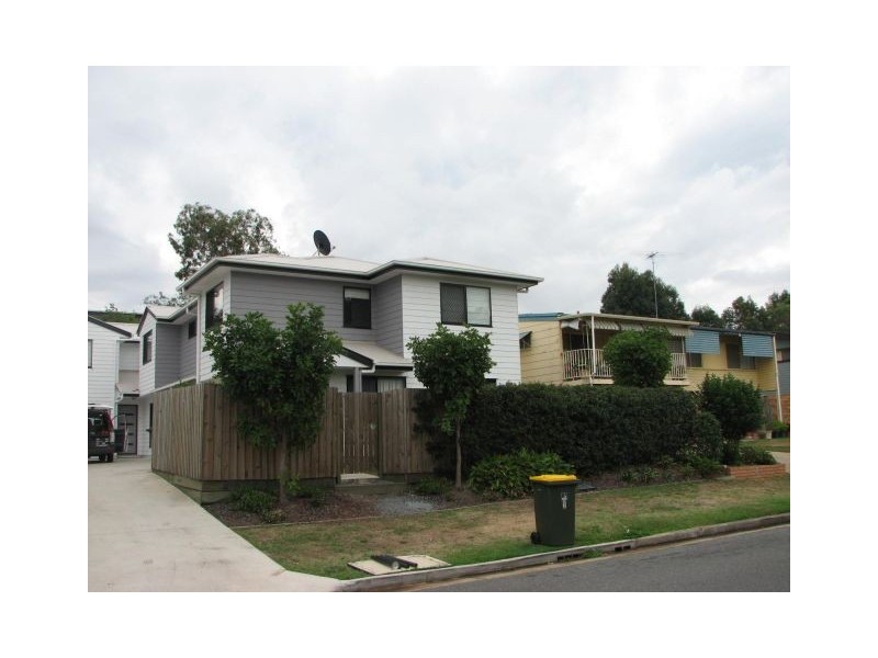 1/8 Grout Street, Macgregor QLD 4109