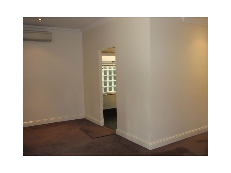 84 Lawson Street, Morningside QLD 4170