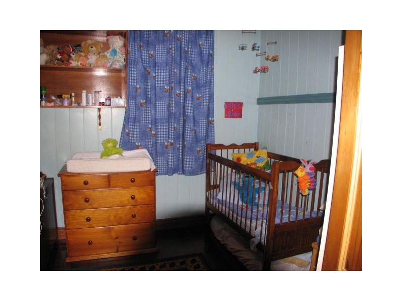 9 MacDonald Street, Norman Park QLD 4170