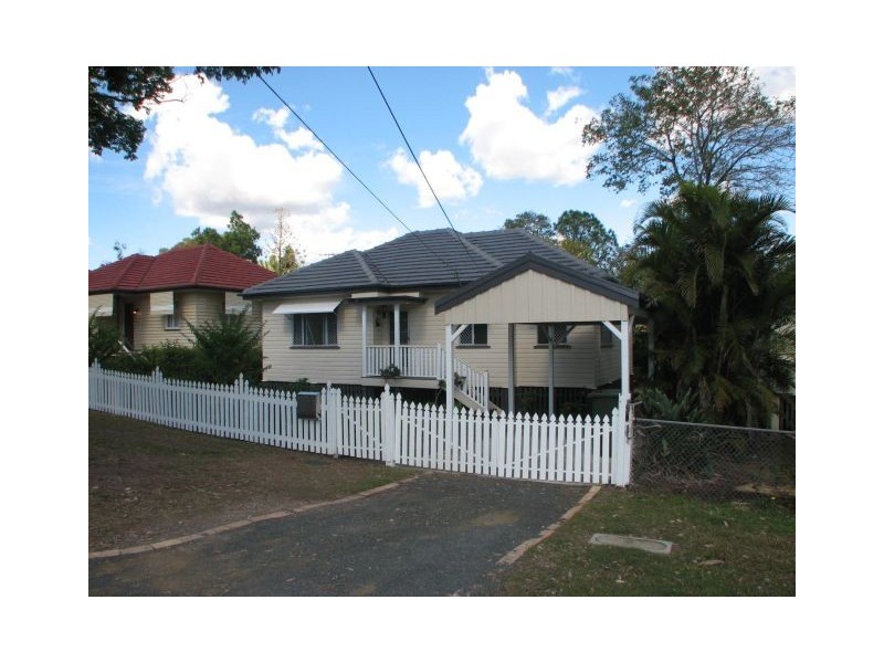 17 Goolara Street, Cannon Hill QLD 4170