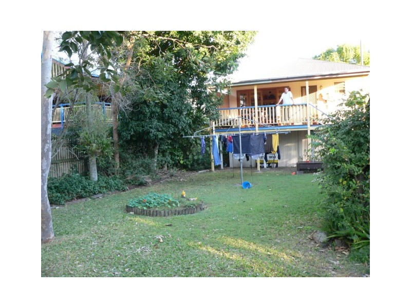 89 Lindsay Street, Hawthorne QLD 4171