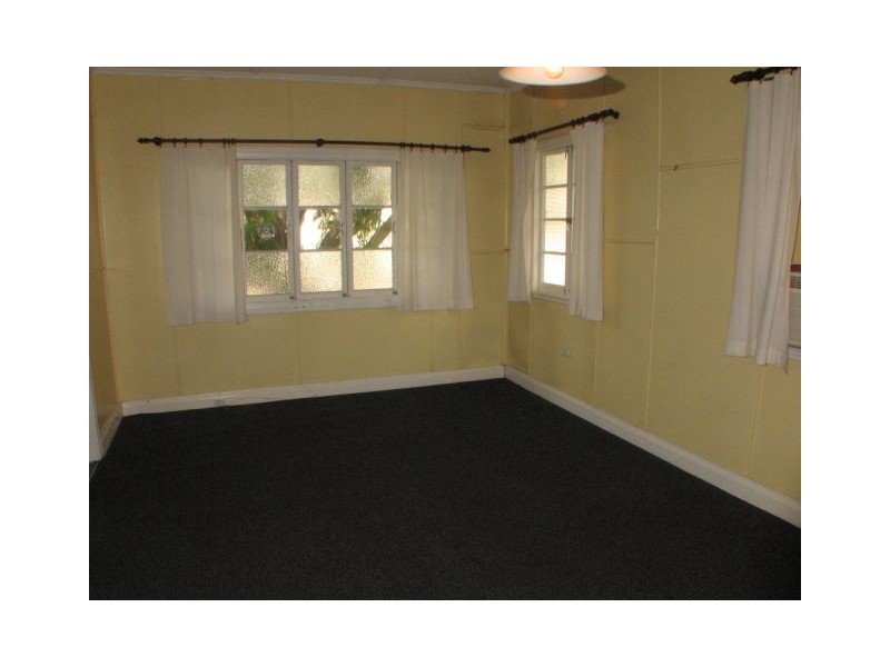 89 Lindsay Street, Hawthorne QLD 4171