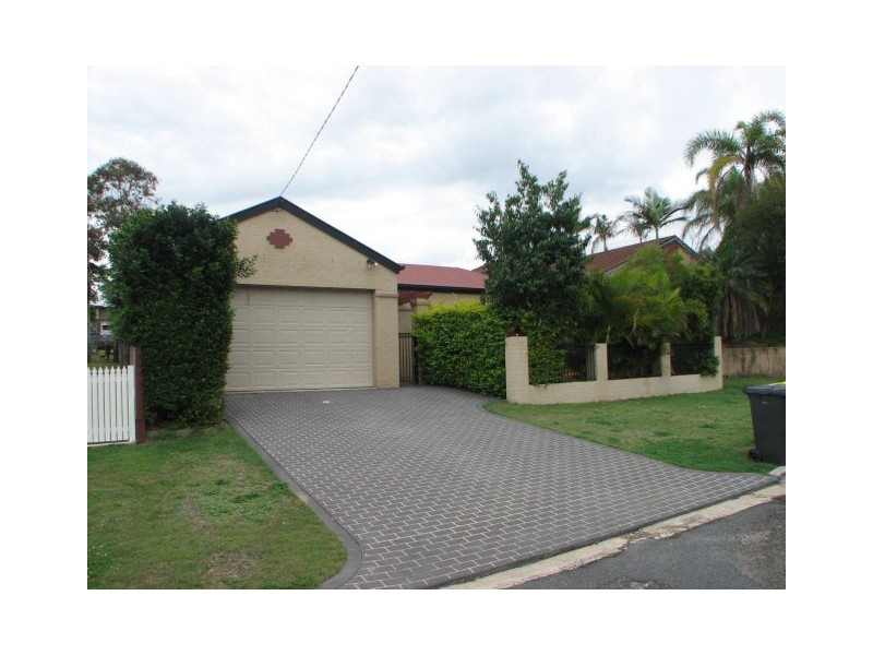 16 David Street, Morningside QLD 4170