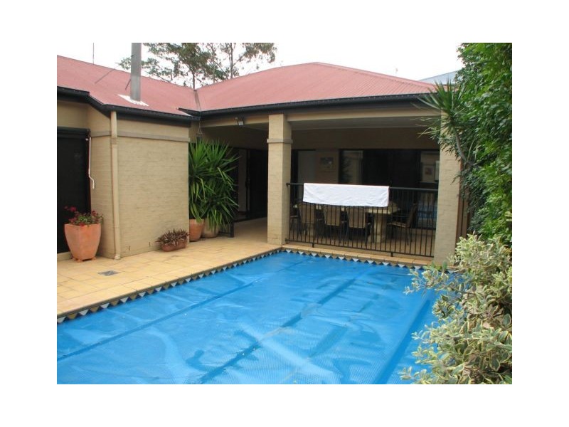 16 David Street, Morningside QLD 4170