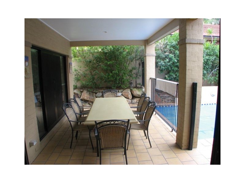 16 David Street, Morningside QLD 4170