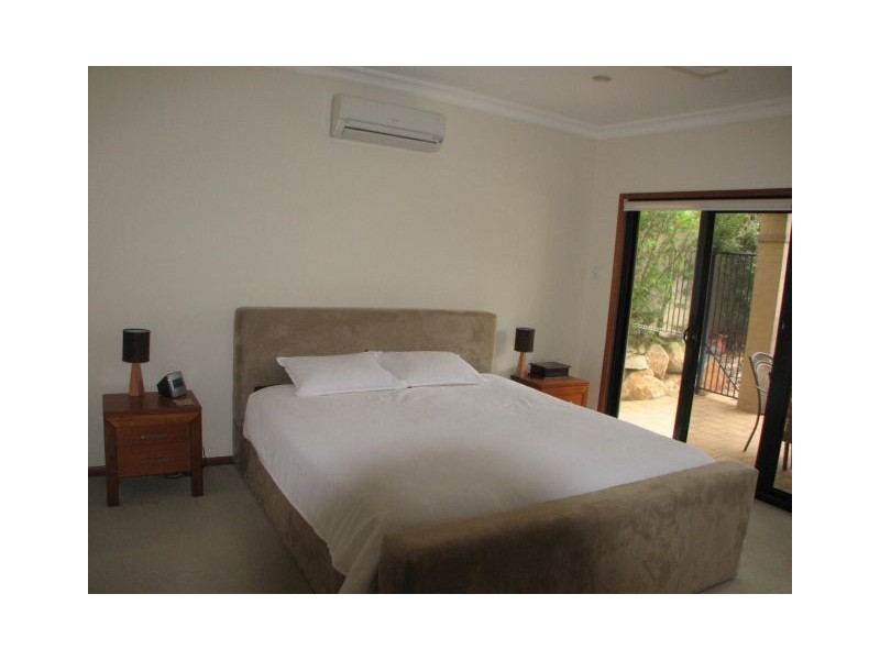 16 David Street, Morningside QLD 4170
