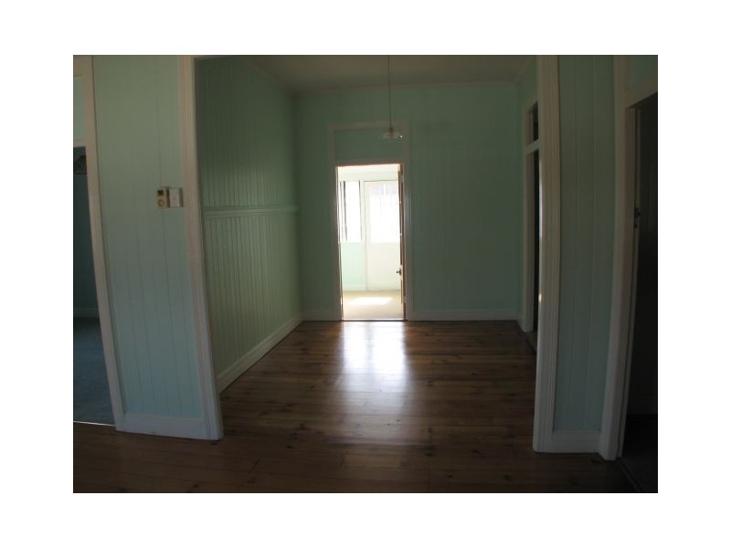 52 Overend Street, Norman Park QLD 4170