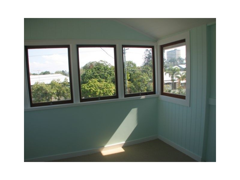 52 Overend Street, Norman Park QLD 4170