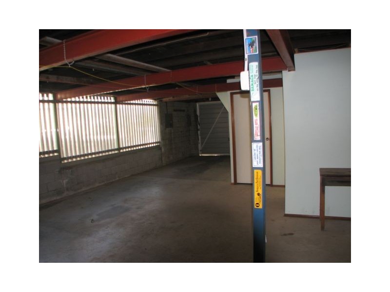 52 Overend Street, Norman Park QLD 4170