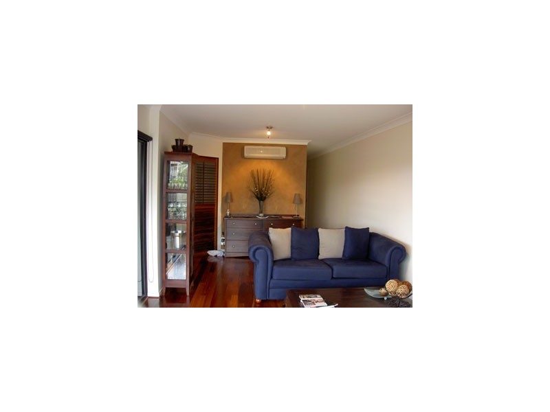 4/104 Pashen Street, Morningside QLD 4170