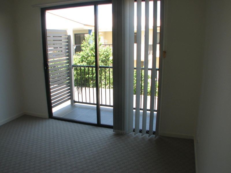 2/111 Thynne Road, Morningside QLD 4170