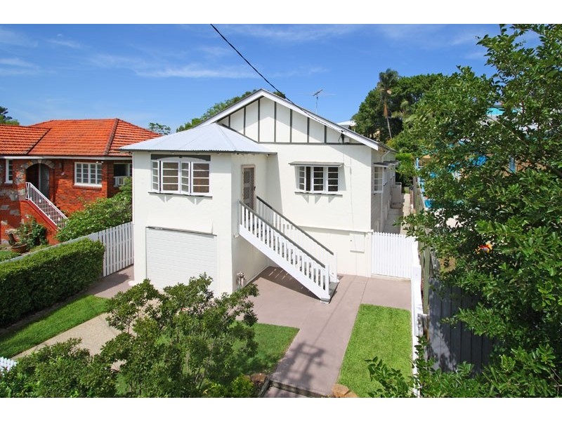 163 Hawthorne Road, Hawthorne QLD 4171