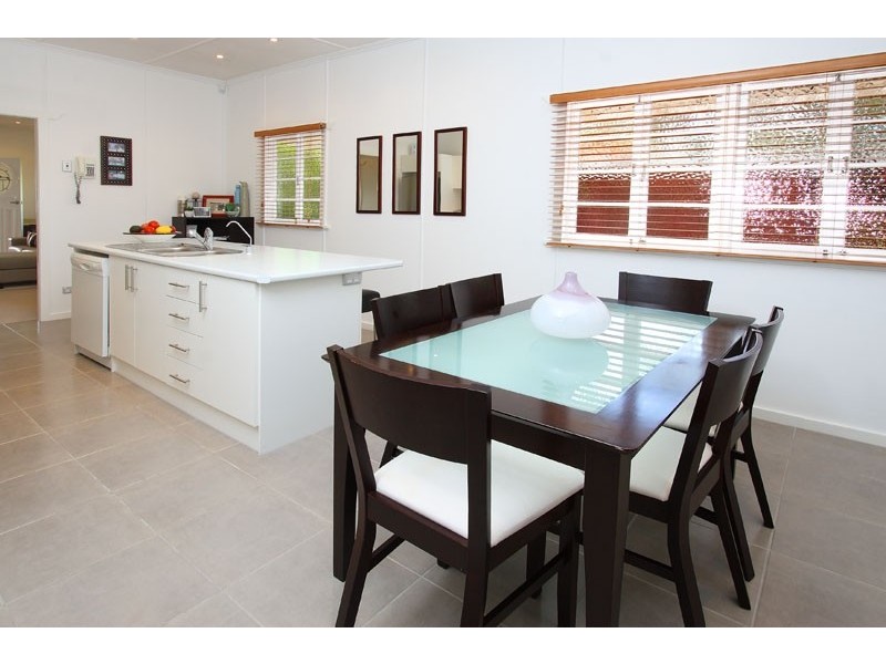 163 Hawthorne Road, Hawthorne QLD 4171