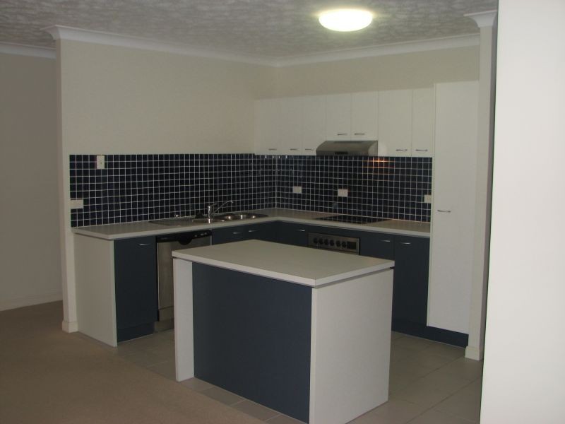 4/19 Thorn Street, Kangaroo Point QLD 4169