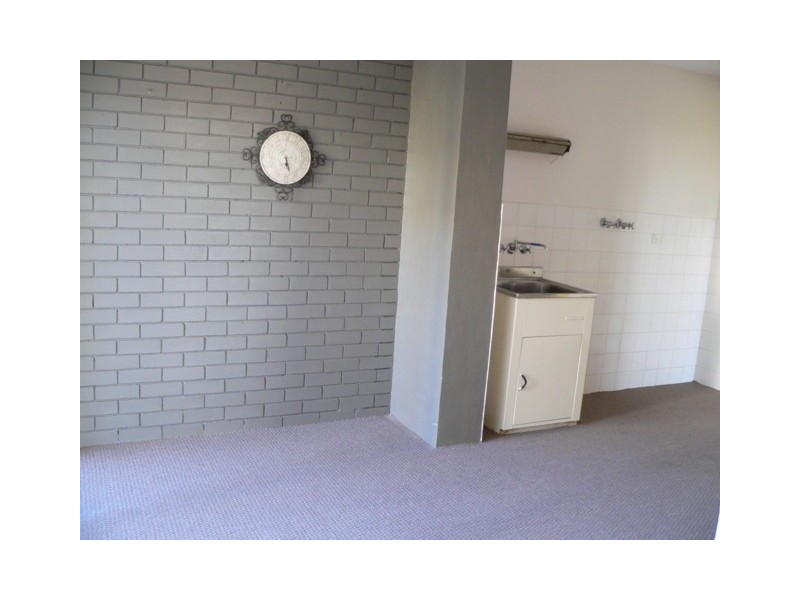 2/84 Norman Crescent, Norman Park QLD 4170