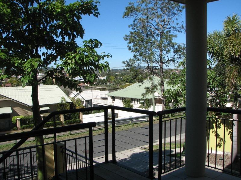 8/64  Norman Crescent, Norman Park QLD 4170