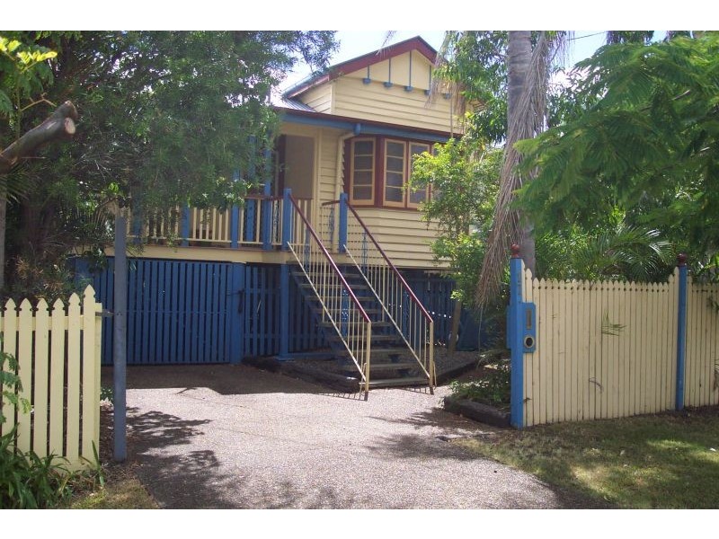 17 Mullens Street, Hawthorne QLD 4171